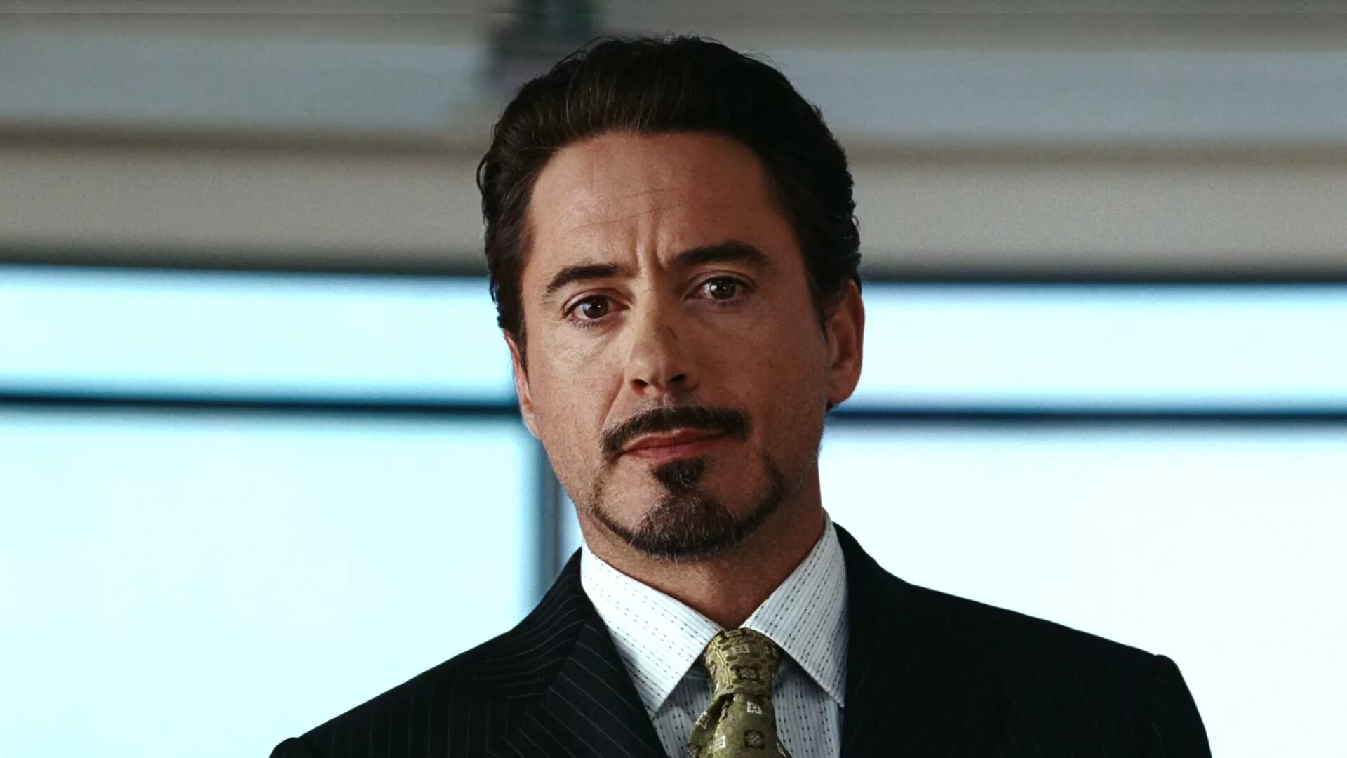 Tony is smarter than robert