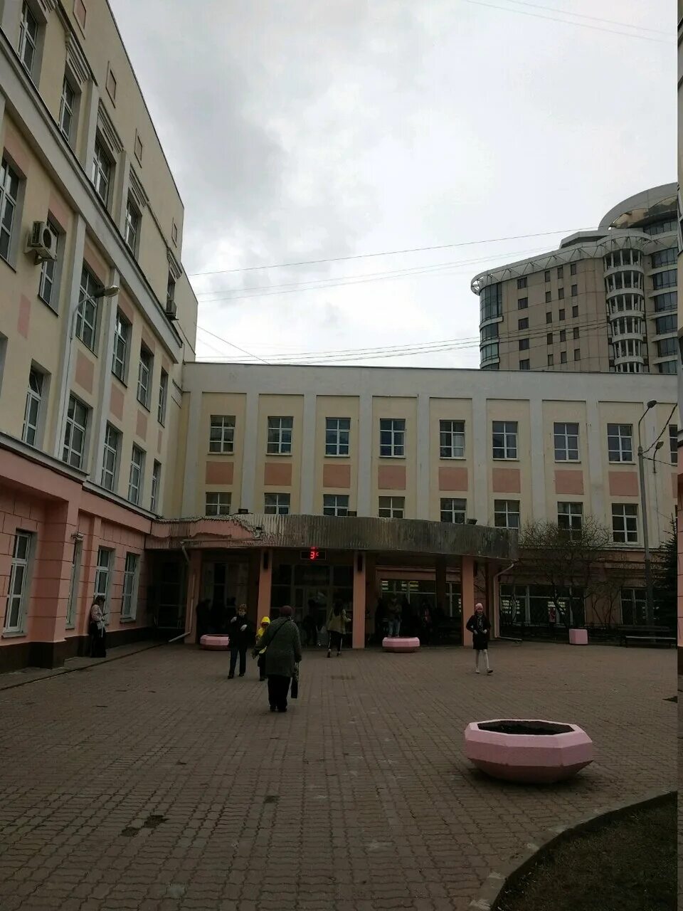 Школа 1234 палашевский переулок. Школа 1234 большая молчановка. Школа 1234 новинский бульвар. Школа 1234 новинский бульвар. Школа 1234 новинский бульвар.