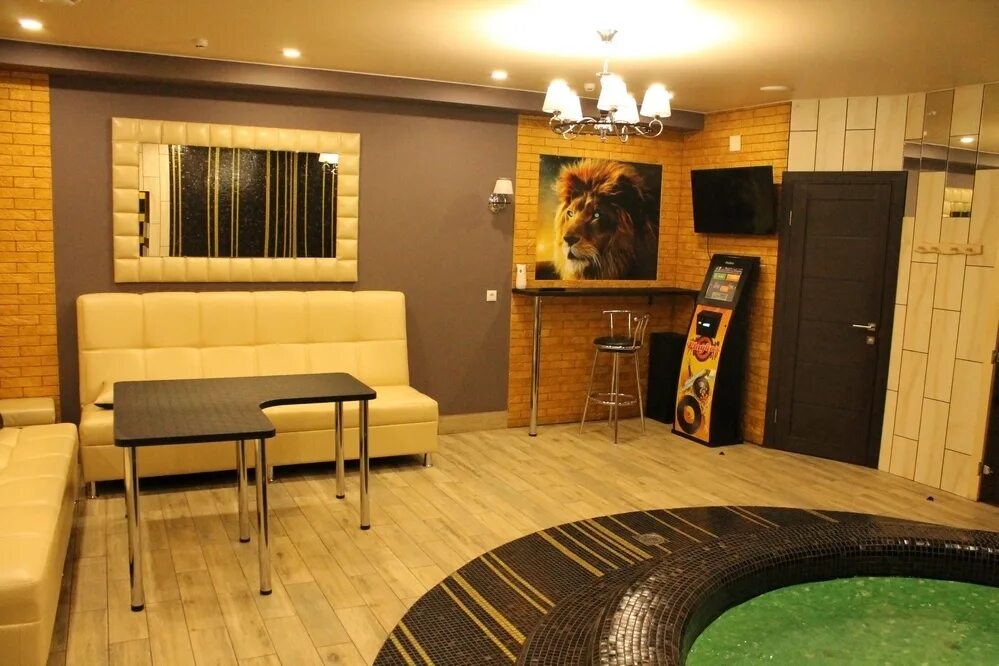 центральные бани киров. центральные бани киров. сауна фараон комсомольская киров. центральные бани киров. кавказская кухня молодая гвардия 42в.