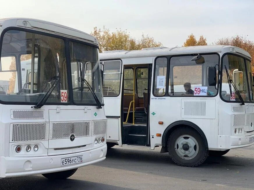 Автобус нижнекамск купить. Нижнекамские автобусы. Транспорт Нижнекамск. Автобус КАМАЗ Нижнекамск. Нижнекамск общественный транспорт.