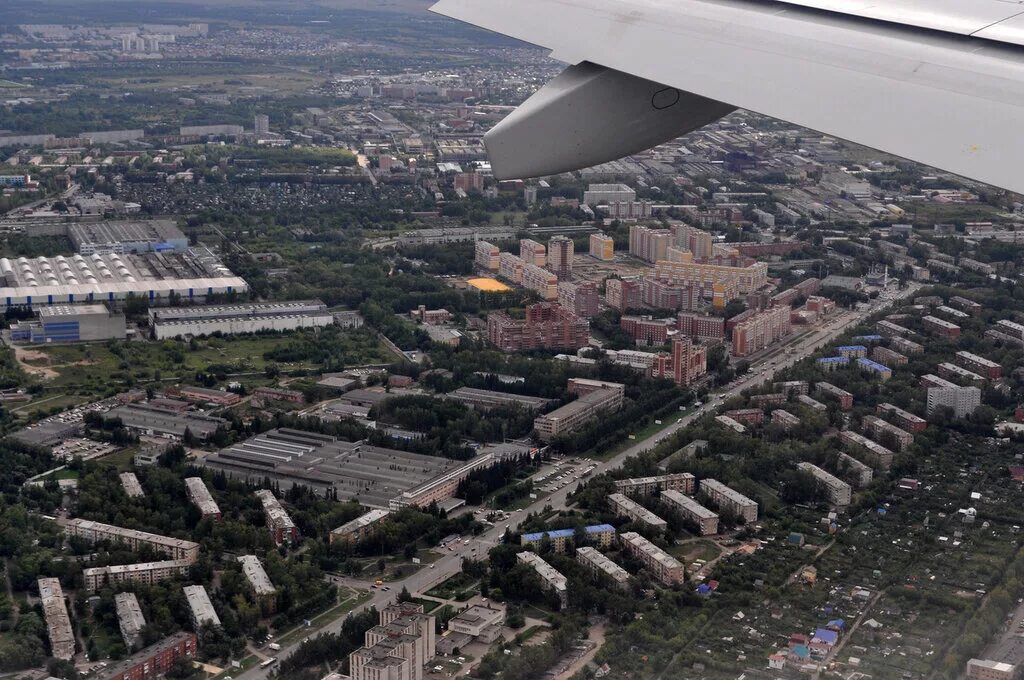 Южный чкаловский. Чкаловский поселок Омск. Омск Чкаловский. Чкаловск Омск. Омск поселок Чкаловский с птичьего полета.