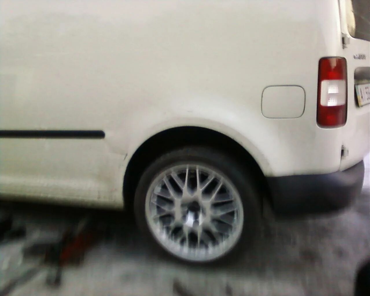Разболтовка кадди. Разболтовка на volkswagen caddy 3. Диски caddy r16. Разболтовка кадди. Диски фольксваген кадди r15 разболтовка дисков.
