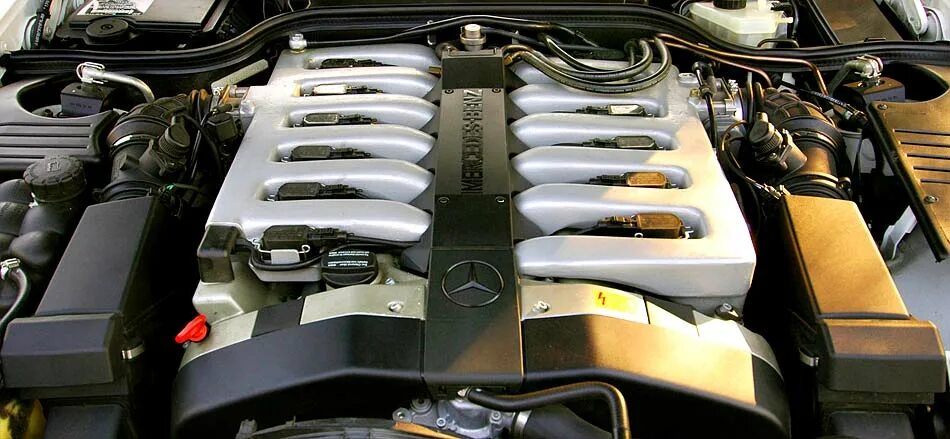 Двигатели w140. Mercedes w140 v12. Mercedes m120 v12. W140 v12. W140 s600 мотор.