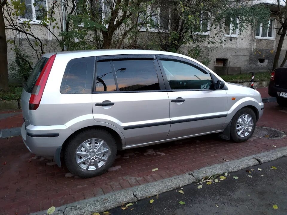 4. Ford fusion 2004. Форд фьюжн 2004 года. Форд фьюжн 2004. Ford fusion 2004 года.