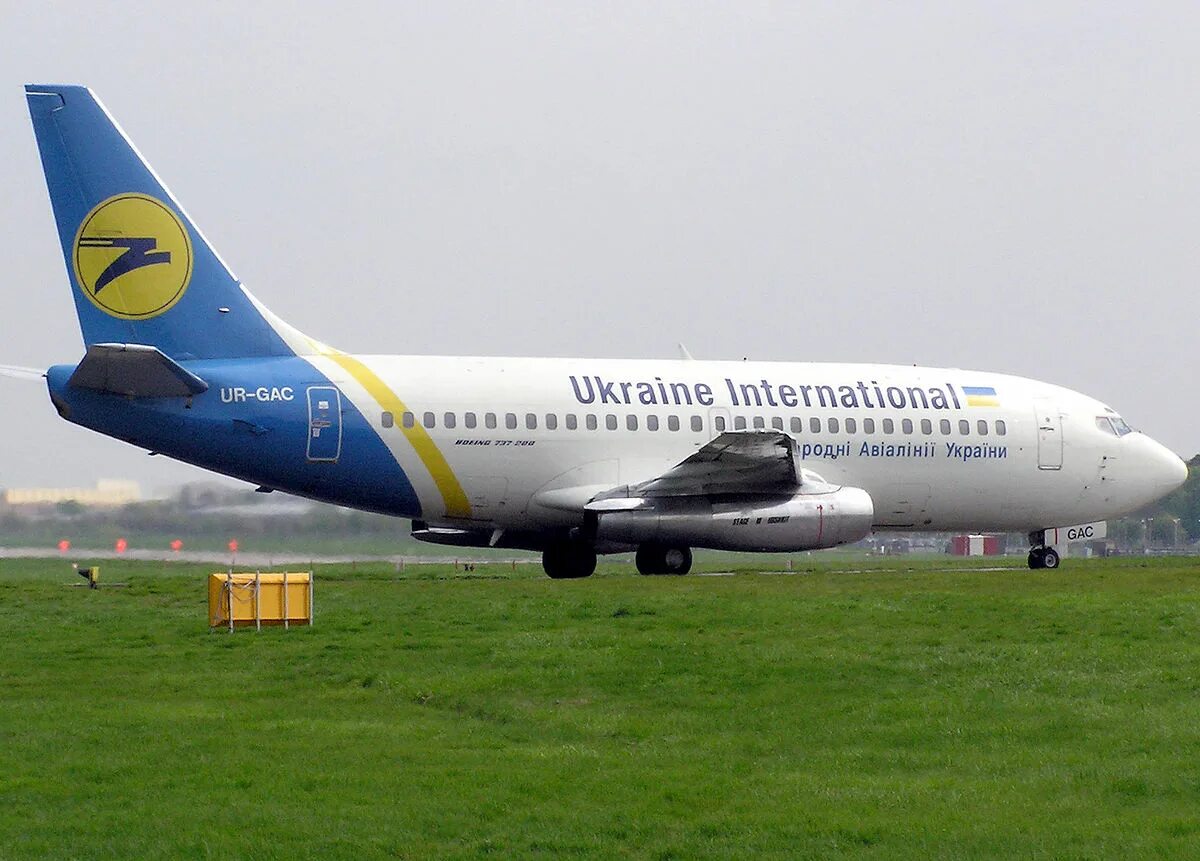 737-200 UIA. Боинг 737 200 МАУ. B737-200.