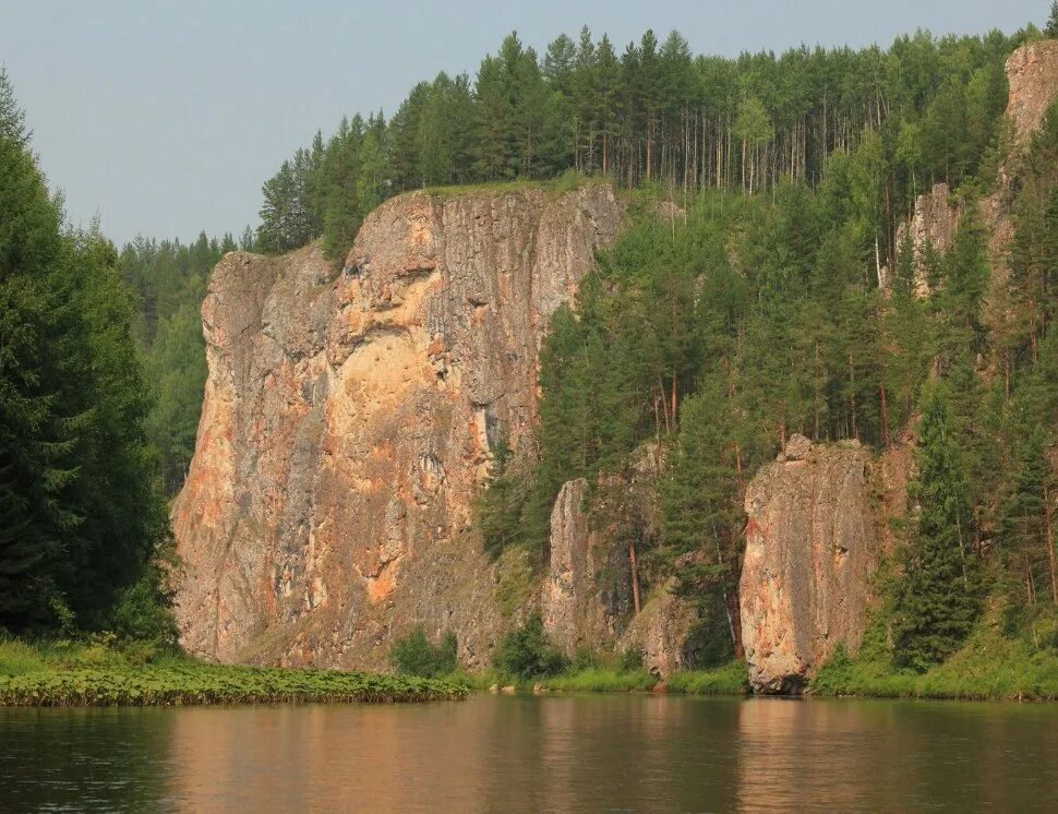 Река сосьва. Река Сосьва Свердловская область. Река Сосьва камень. Урал река Сосьва. Река Сосьва Серов.