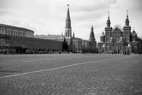 Красная площадь 100