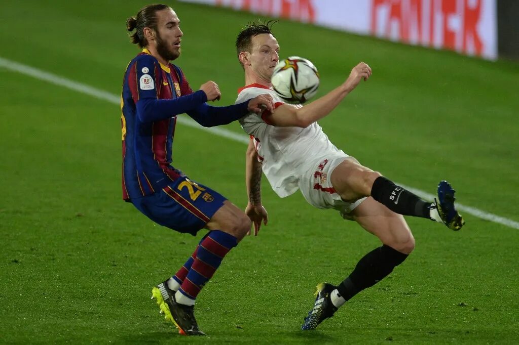 Валенсия черышев футбол. Кубок чемпионата испании по футболу. Кубок испании счет. Валенсия - кубок испании. Кубок испании счет.