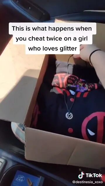 Отомстила парню инстаграм группа для. Девушка мстит за парня которого уволил босс. В ярославле парень отомстил девушке за измену. Отомстила парню видео. Красавец мужчина спит.