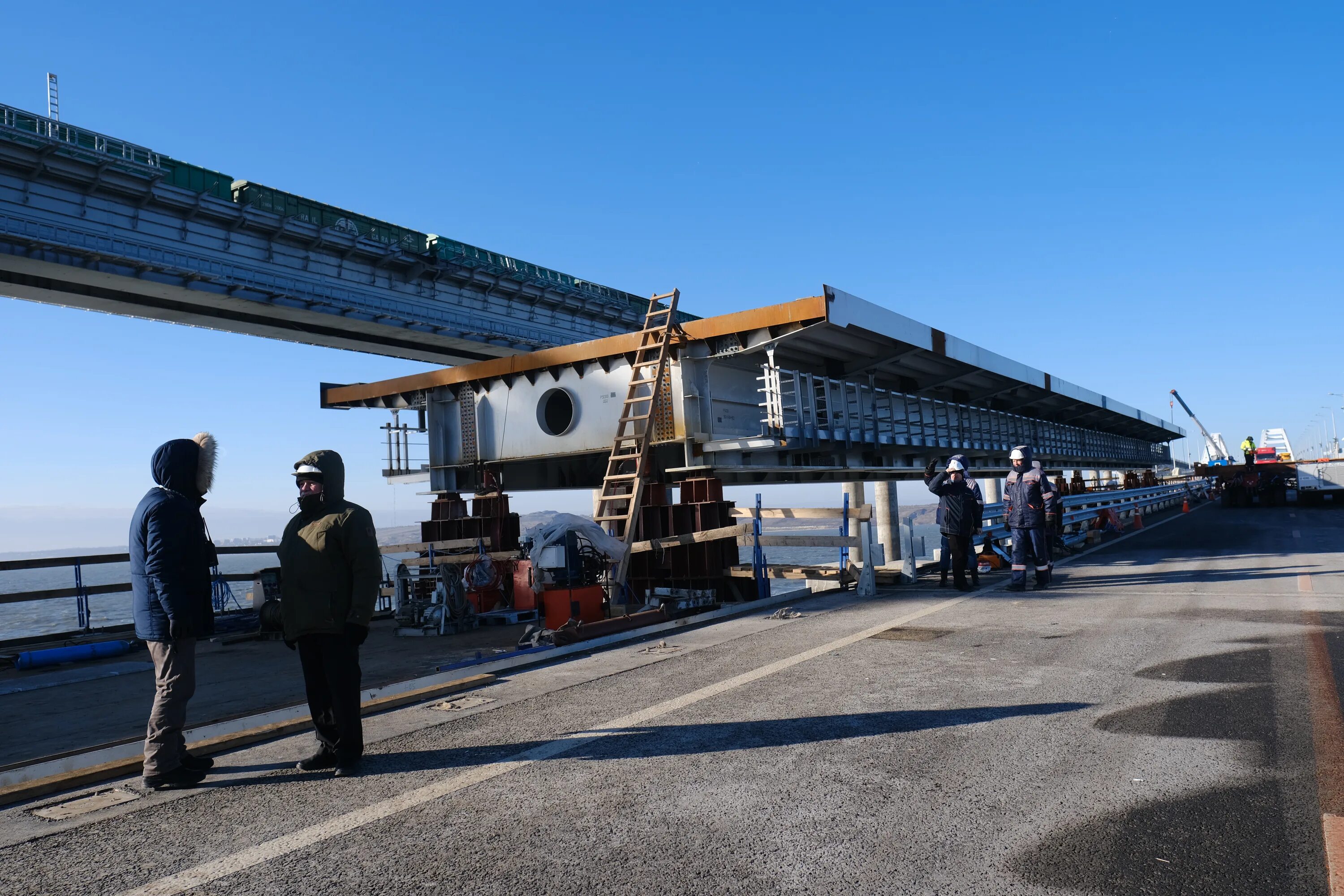 Крымский мост 2023. Надвижка пролетов Крымского моста. Восстановление Крымского моста. Мост через Керченский пролив. Крымский мост закрыт 2024