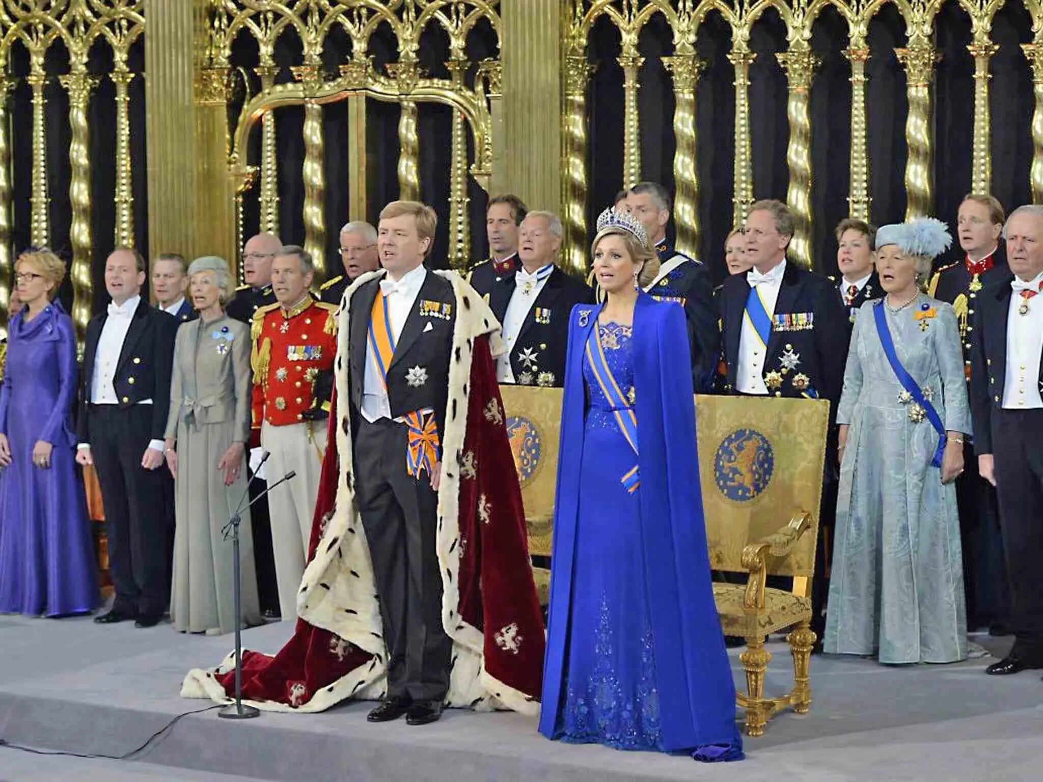 Глава государства нидерландов. Принцесса Беатрикс Нидерланды коронация.