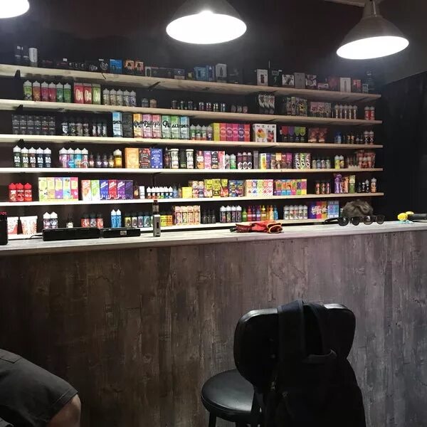 Кочегар орехово зуево. Kochegar vape shop, орехово-зуево. вейп шоп орехово-зуево. силуэт орехово-зуево вейп шоп. вейп шоп в орехово зуево подвал.