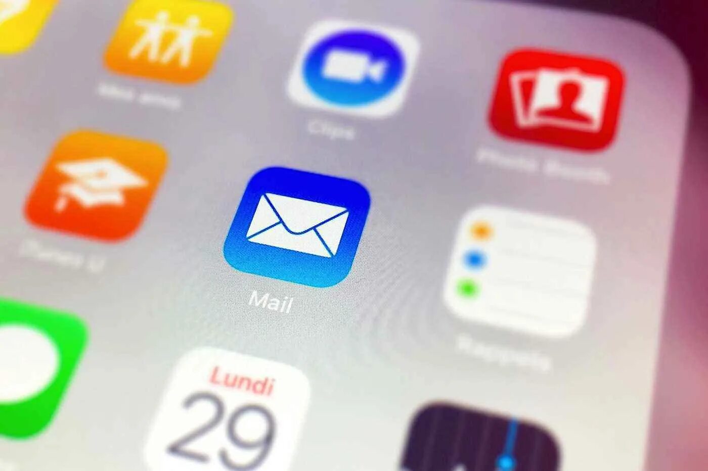 Приложения для ios 2025. Обновление ios 2025. почта ios 2025. ios 16 hacker.