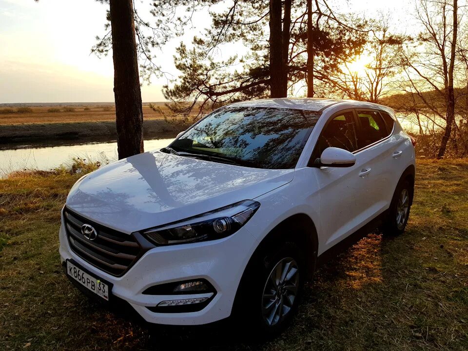 Hyundai tucson tl. Hyundai Tucson 2018. Тусон Хундай 2 л 2016. 245/50 R18 Hyundai Tucson 2018.