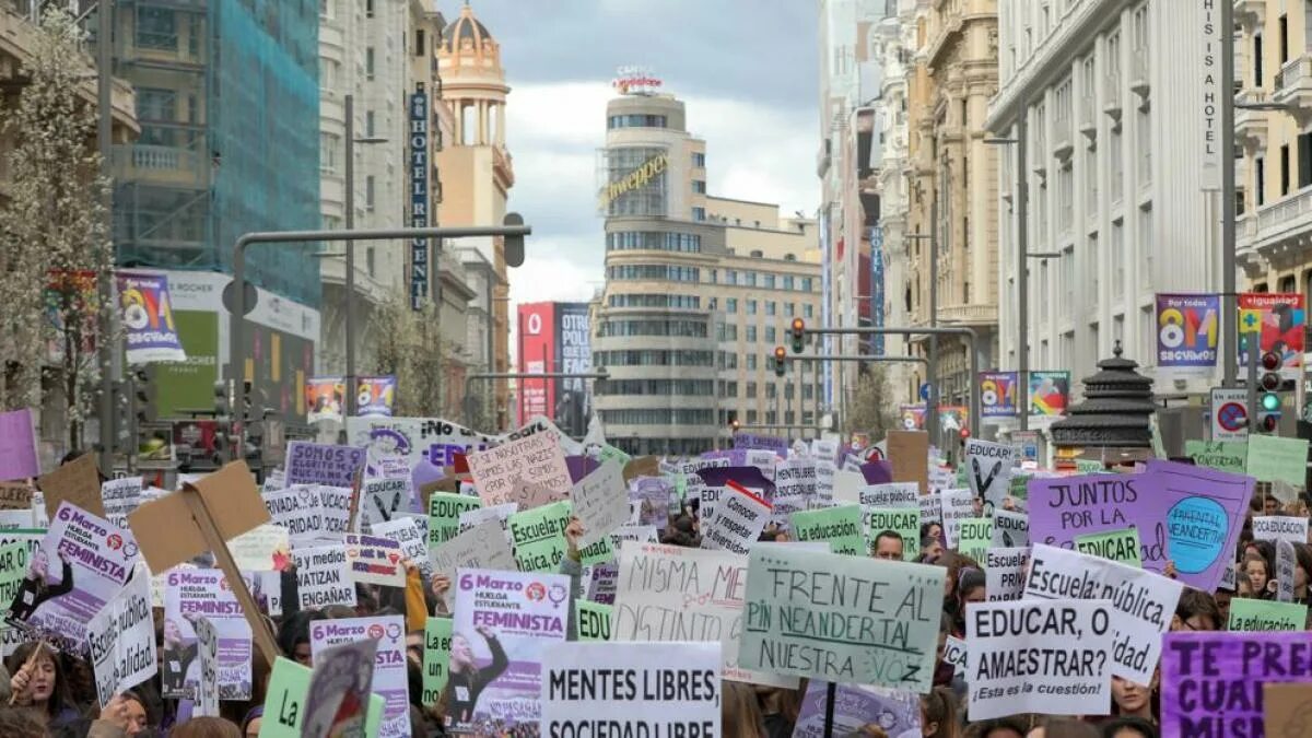 Выразить протест. Выражение протеста. картинка выражение протеста. протестные фразы.