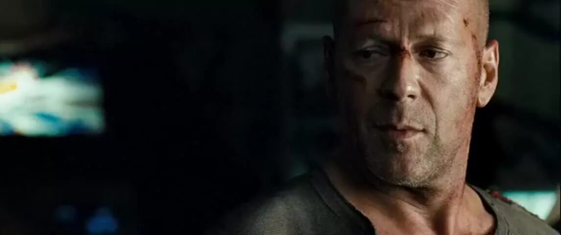 Брюс уиллис крепкий орешек постер. Крепкий орешек 6. Фигурка брюса уиллиса крепкий орешек. Брюс уиллис крепкий орешек. Брюс уиллис с пушкой.