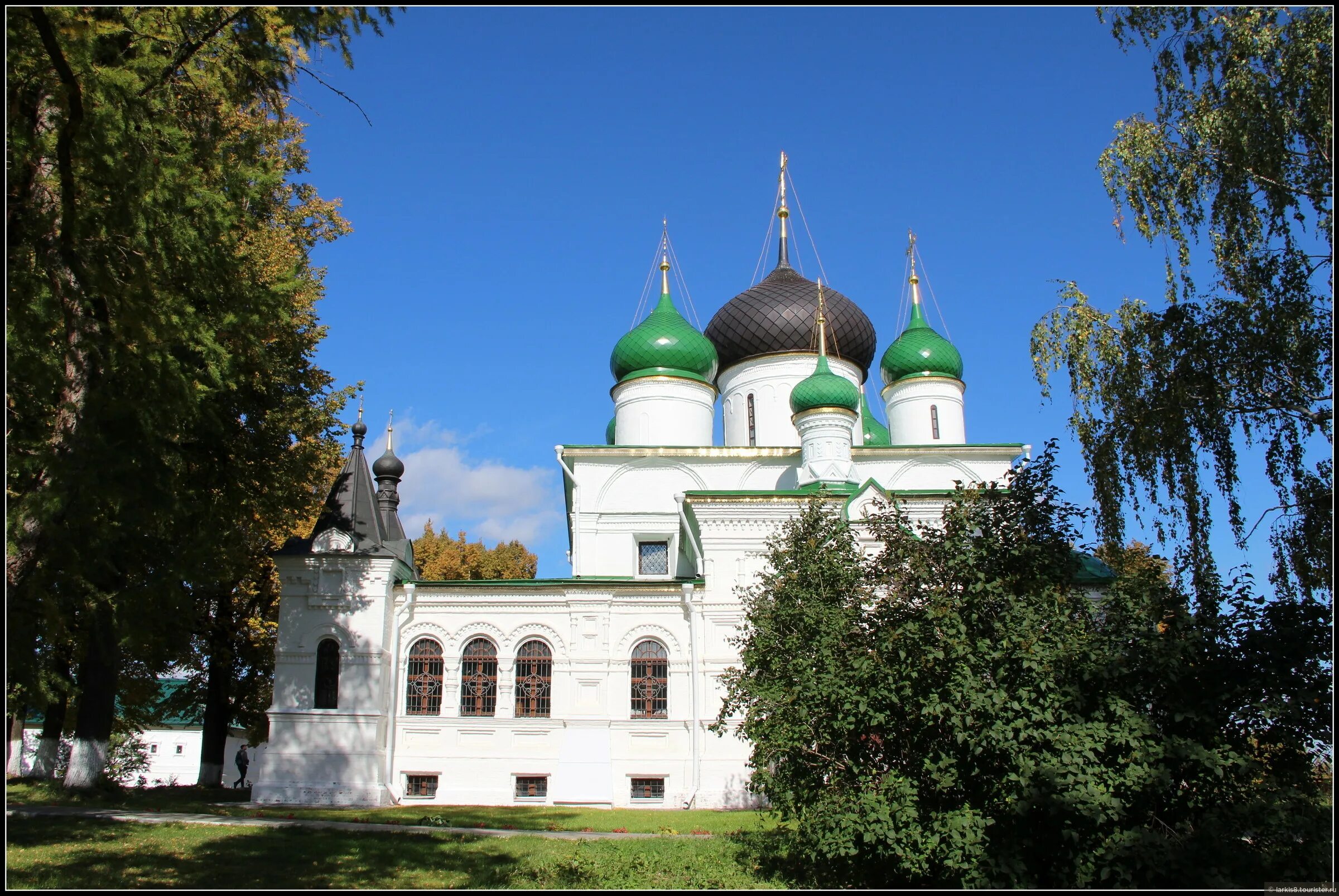 Переславль залесский интересные факты о городе. Переславль-Залесский достопримечательности. Переславский Кремль достопримечательности Переславля-Залесского. Переславль-Залесский экскурсии индивидуальные. Переяславль-Залесское достопримечательности.