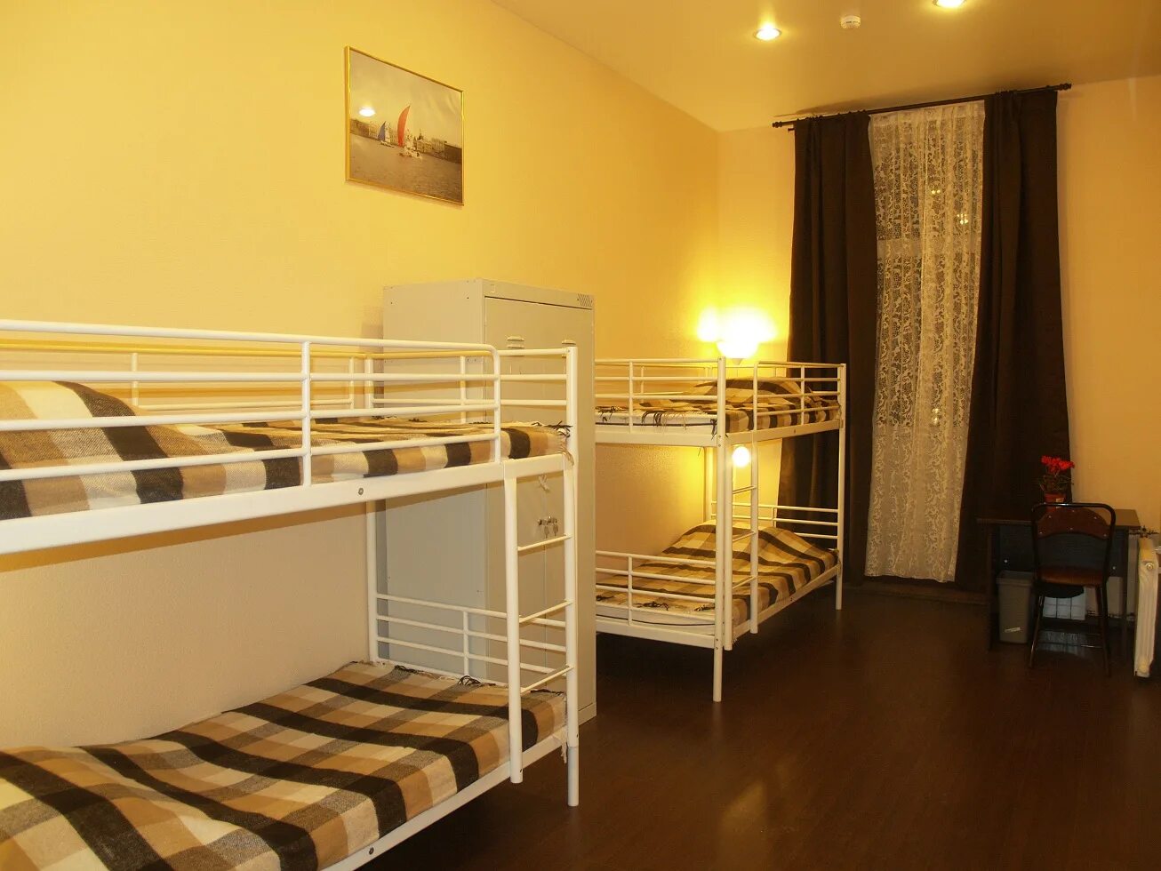 2-х местный номер в хостеле спб. общежитие в реутове. общежитие нежилое помещение. общественный интерьер. общежитие нежилое помещение.