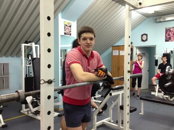 Тренажерный зал саранск. Вымпел саранск спортивный клуб. Саранск теннисный центр тарпищева. Тренажерный зал саранск. Тренажерный зал цоп саранск.