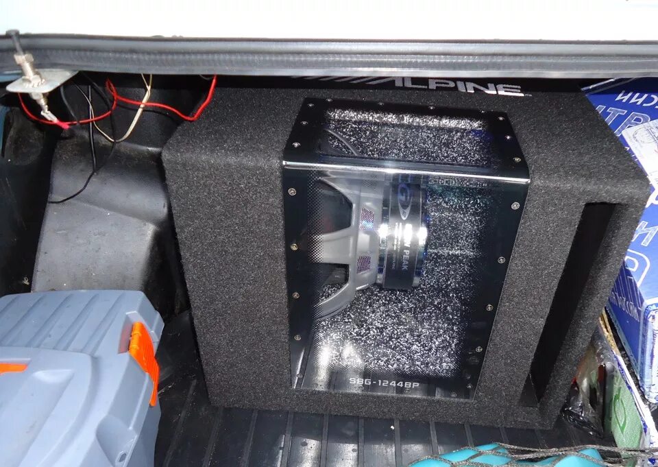 Pmx f640. Alpine 2+2 сабвуфер s. alpine pmx-f640. алпайн усилитель для сабвуфера. усилитель на саб алпайн 800.