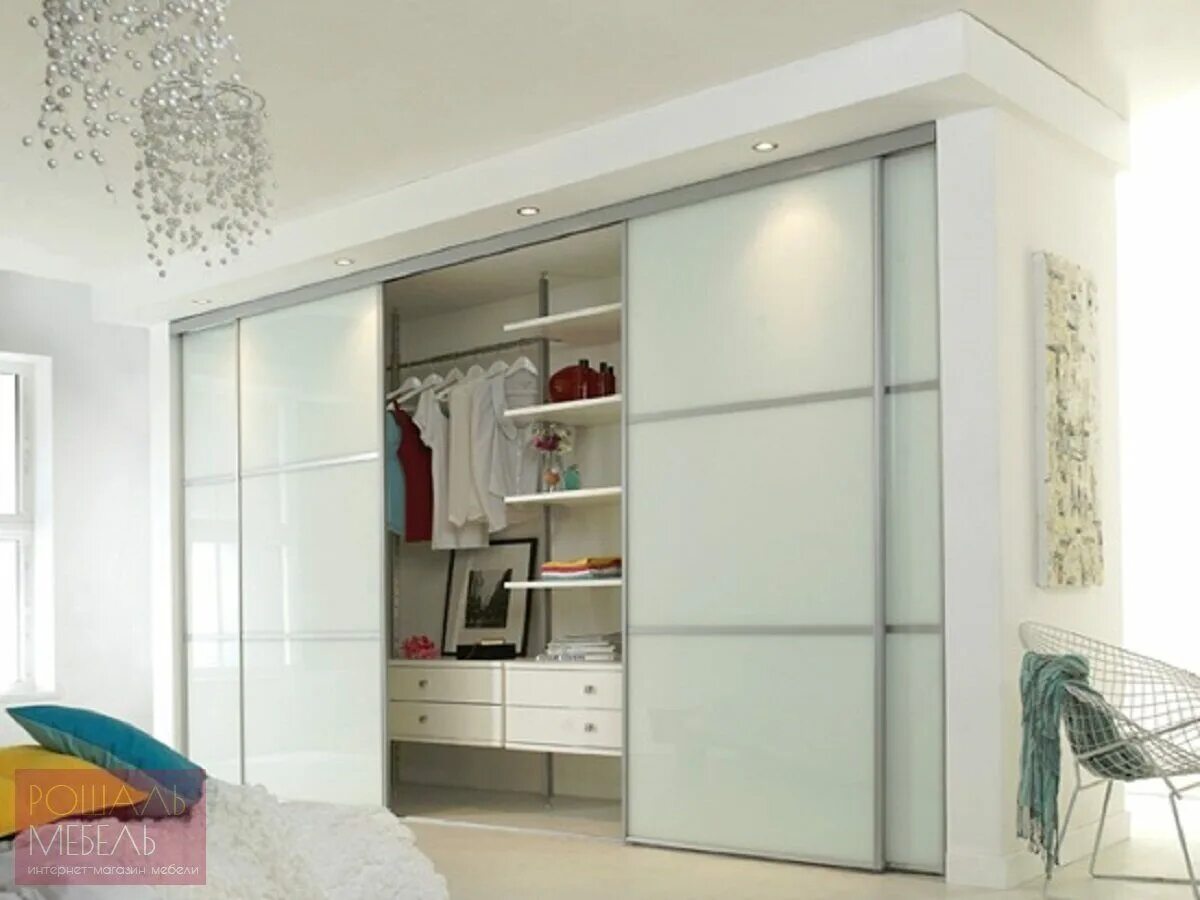 Двери в шкаф купе в спальню. Шкаф armadio wardrobe. шкафы 2025 тренды. шкафы стенли 2025.