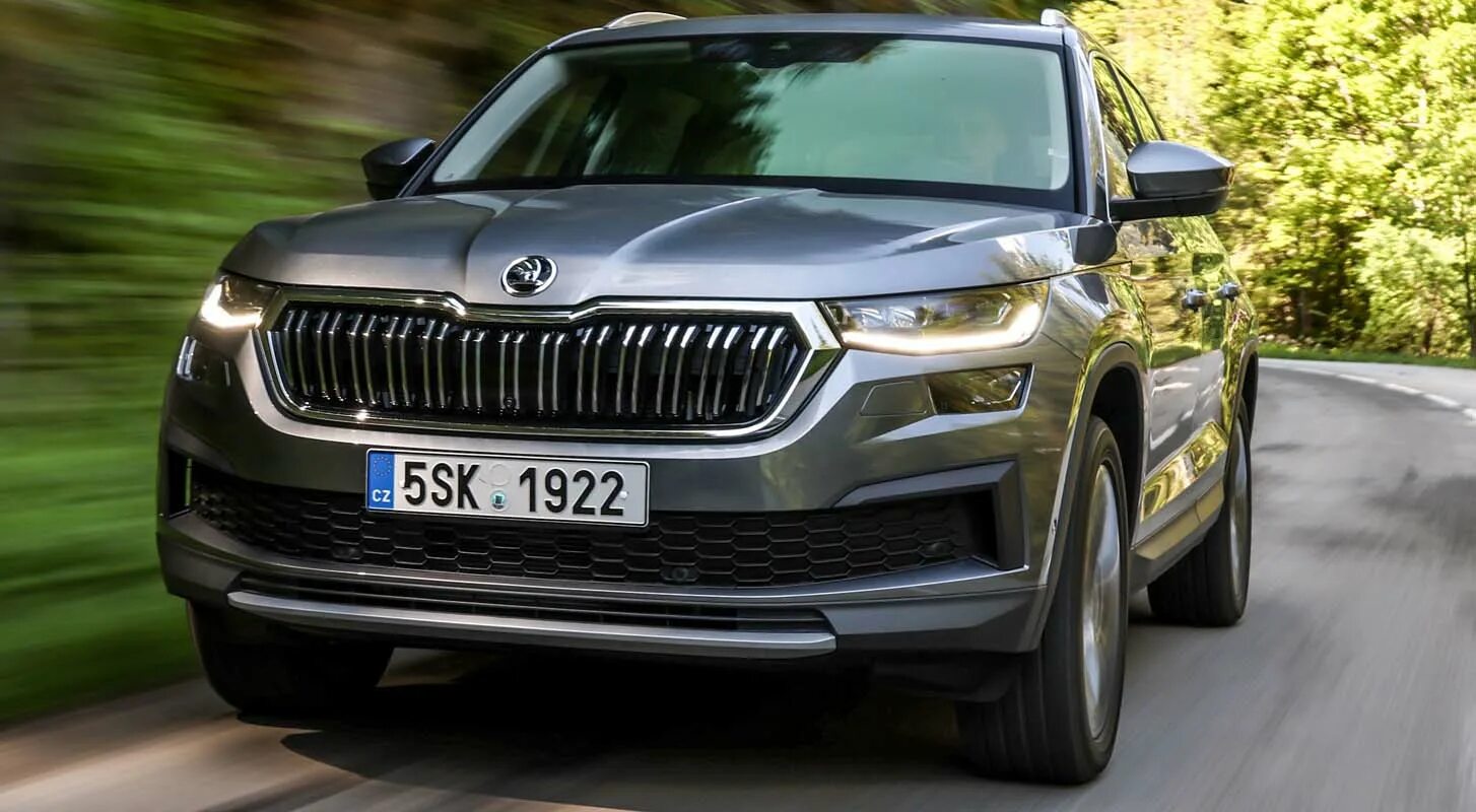 Лет кодиак. Skoda kodiaq 2025. skoda kodiak 2025. новый шкода кодиак 2025. шкода кадьяк 2025.