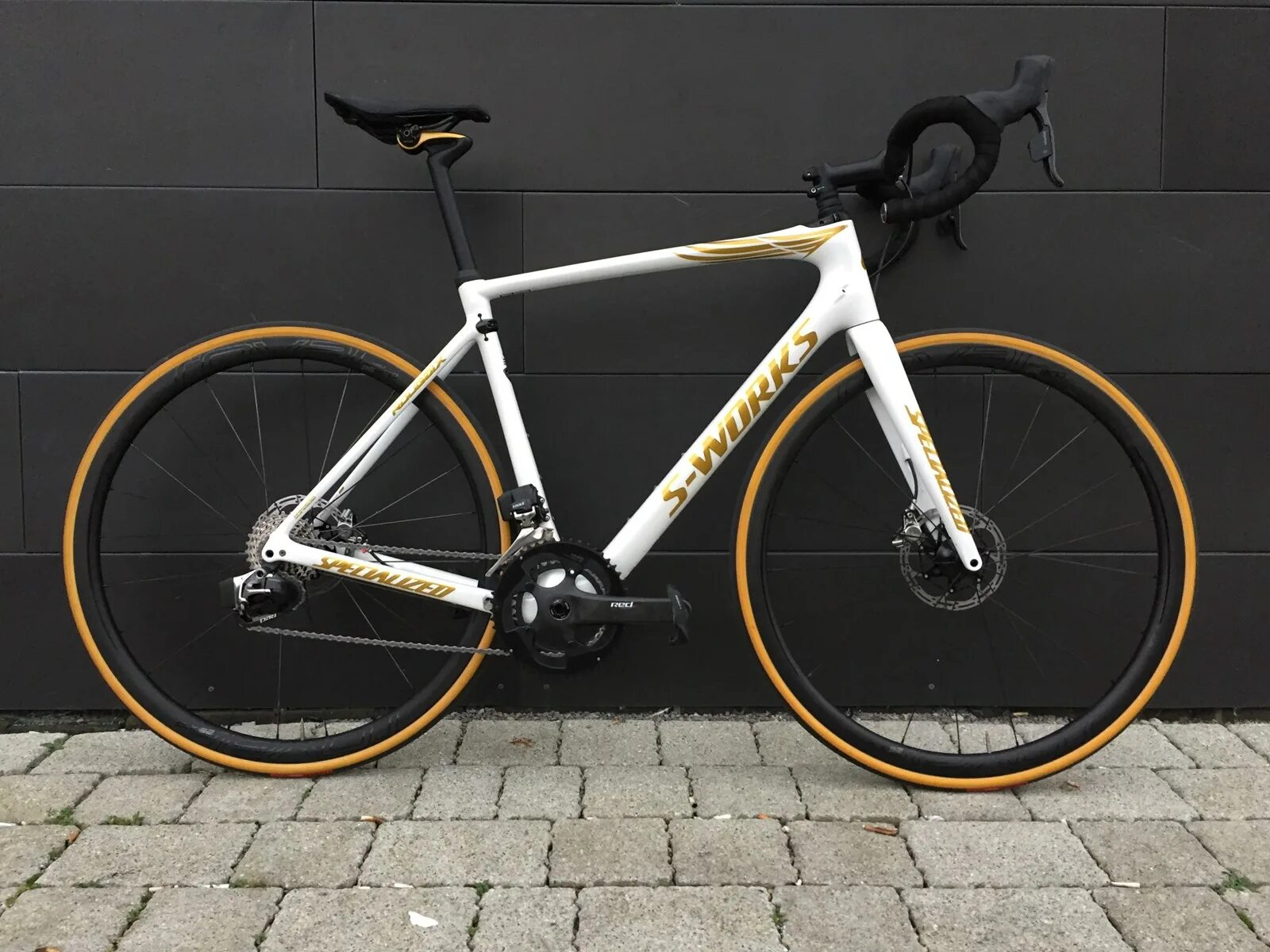 Specialized s-works sl7 2023. S-works epic evo реплика. Розовая рама. S works 2023. Specialized epic s-works 2021.