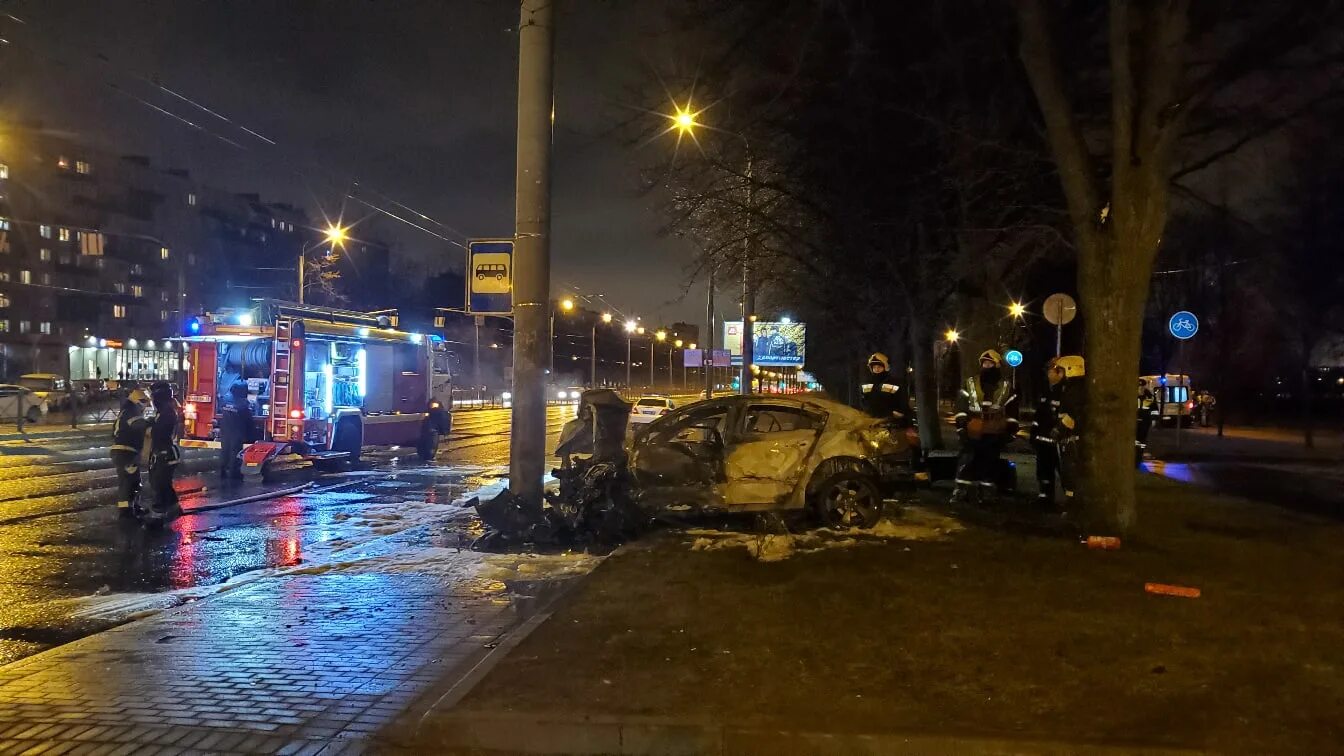 Чп на пискаревском проспекте. Авария на Пискаревском проспекте. Авария на Пискаревском проспекте сейчас. Перекресток Бестужевской и Пискаревского.