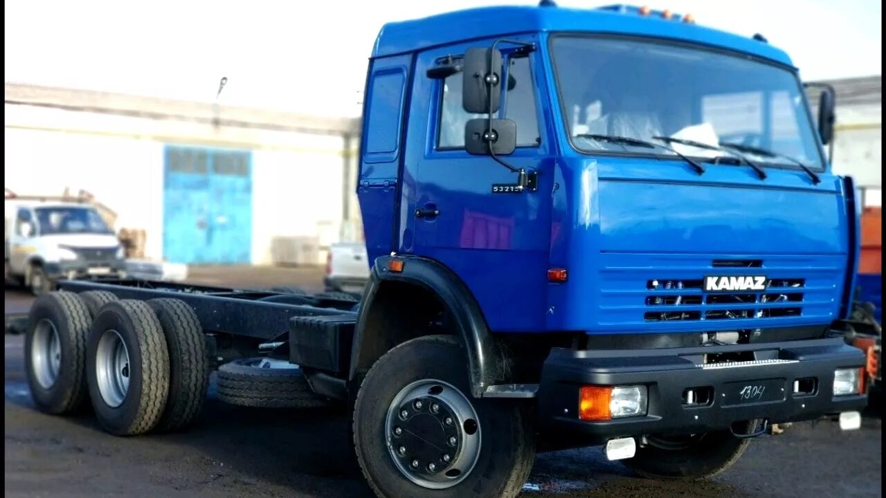 Авито камаз шасси. Камаз 53215 евро 1. камаз 53215 шасси. камаз 53215 евро 2. камаз 53215 бортовой.