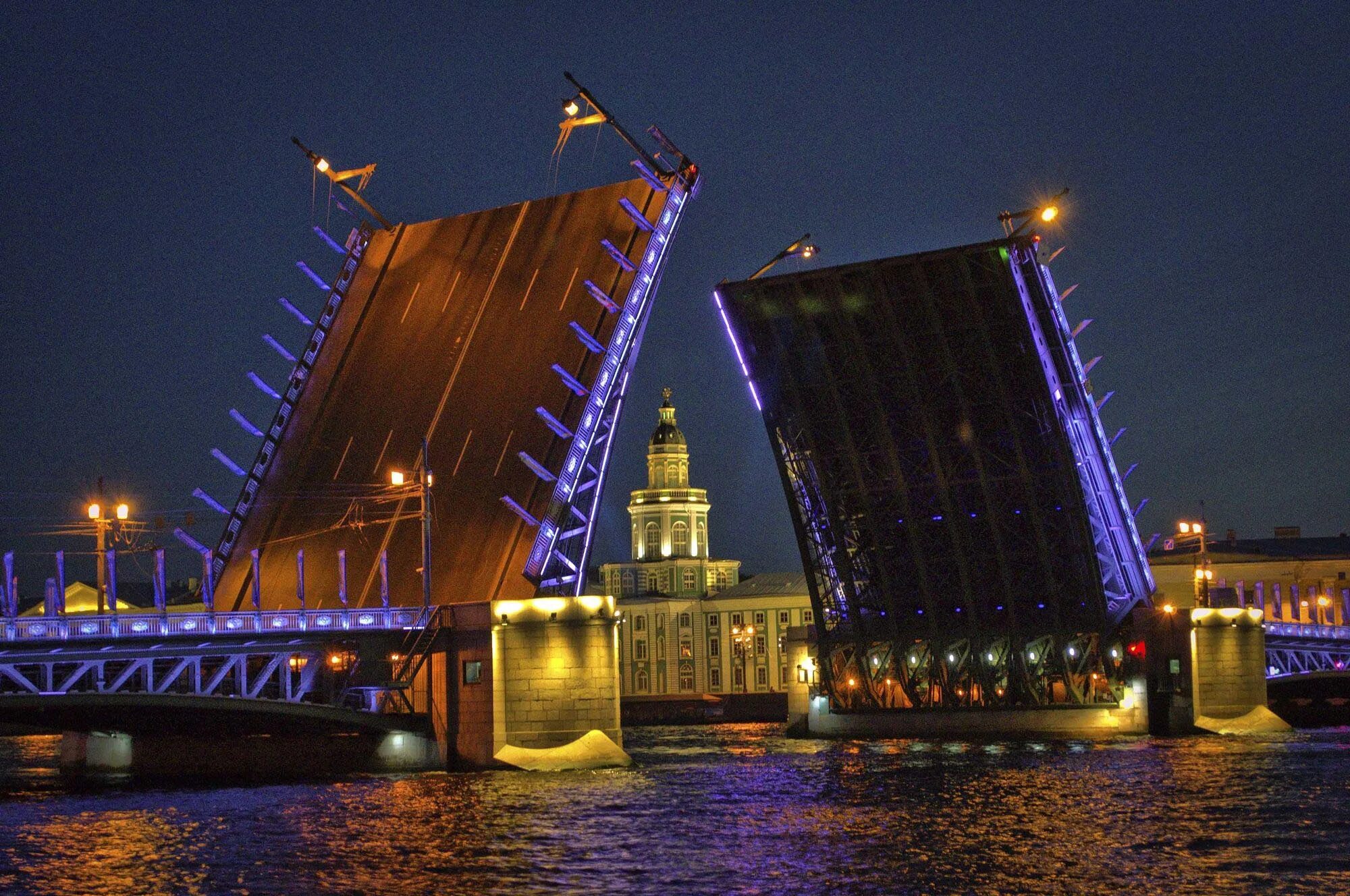 Санкт-Петербург весной: куда сходить в 2025 году?