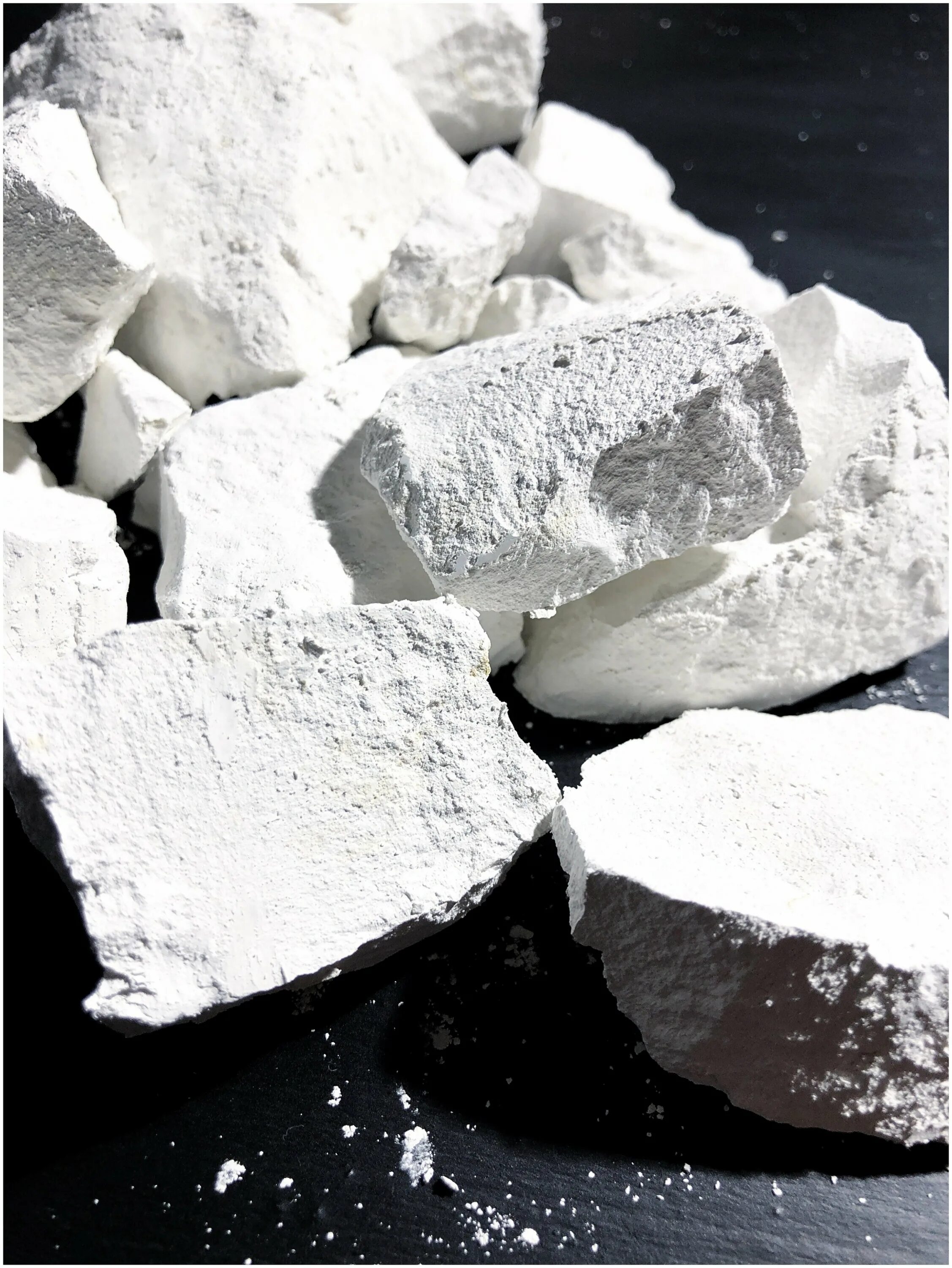 Мел пиленый белгородский. Мел пищевой. Мел пищевой кусковой. Природный натуральный мел. Мел строительный.