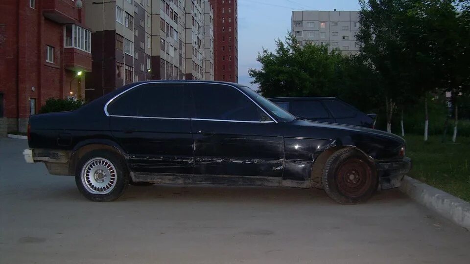 Бмв е34 некруха. Бмв е34 убитая. Бмв м5 е34 мта провинция. Некро е34. Бмв е34 гнилая.