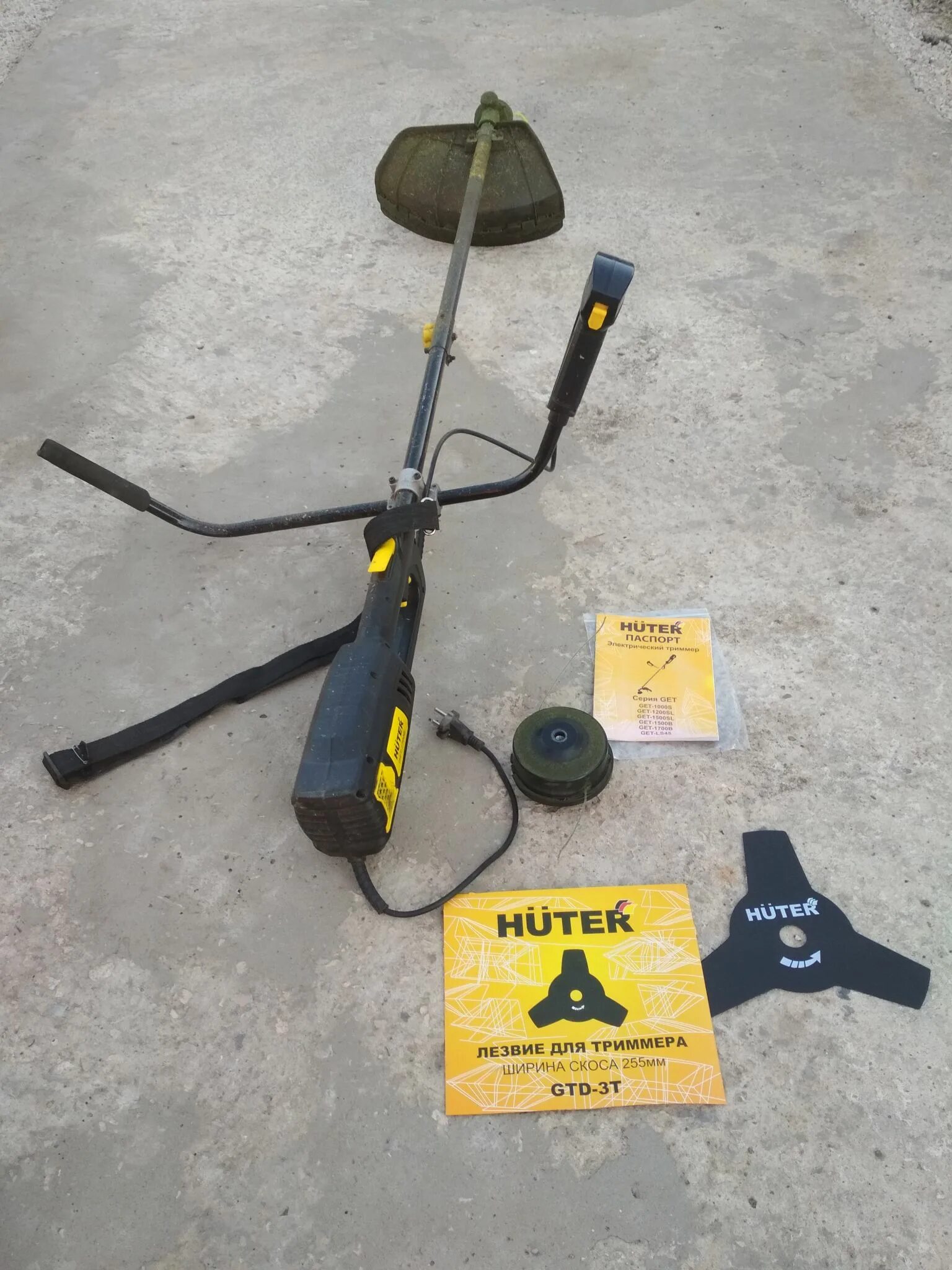 Электрический huter get 1700b. Huter get-1700b. триммер huter get-1700b 70/1/8. триммер huter get-1700b. электрокоса хутер 1700.