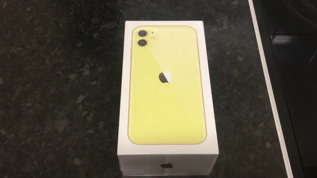 Iphone 11 желтый коробка. Iphone 11 Yellow. Iphone 11 Yellow коробка. Коробка от айфона 11 желтый. Желтый айфон 13