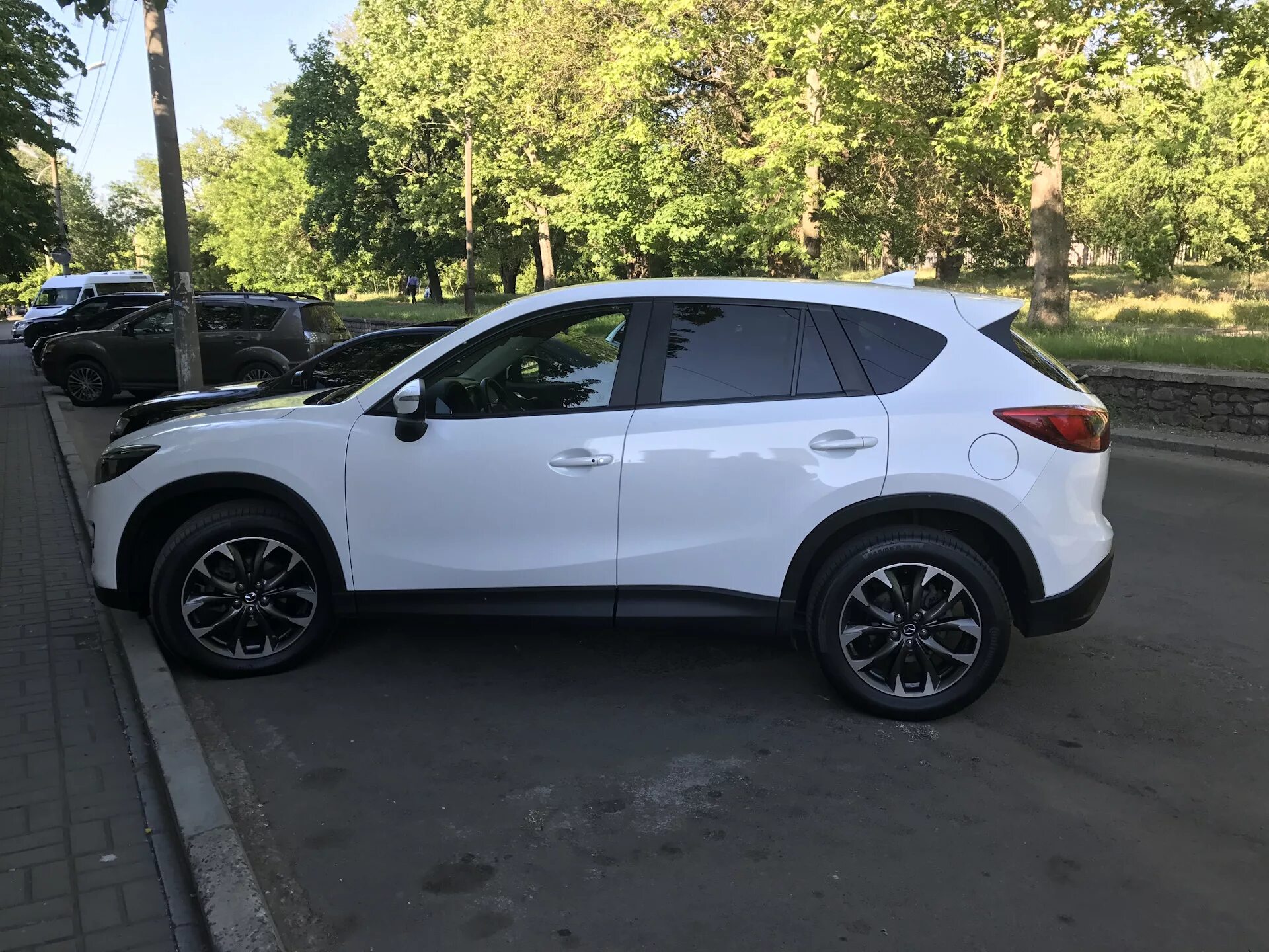 Колеса на мазду сх5. Mazda CX-5 r19. Mazda cx5 r18. Мазда сх5 r19. Mazda CX 5 r21.