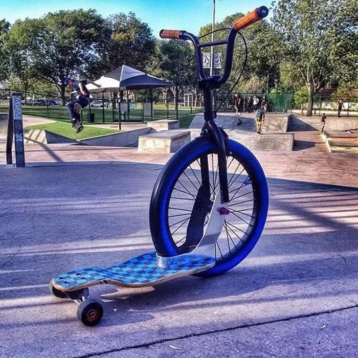 Skate bike. Самокат p100su. Необычный самокат. Самые необычные самокаты. Необычные велосипеды.