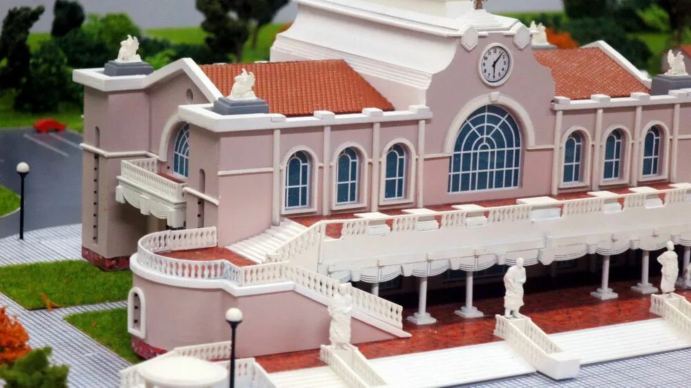 макеты на заказ. монолит макетная мастерская. макетирование ландшафта. макет многоэтажного дома. демонстрационный макет.