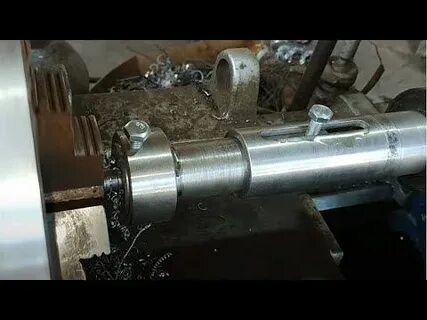 Плашка на токарном станке