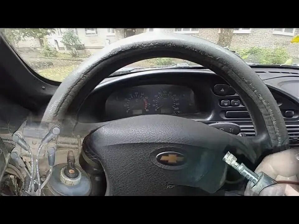 Форсунка холодного старта нива шевроле. Шевроле нива дергается на ходу. Шевроле авео 1. Датчик нива шевроле 2013 моторный отсек. Двигатель дергается нива шевроле.