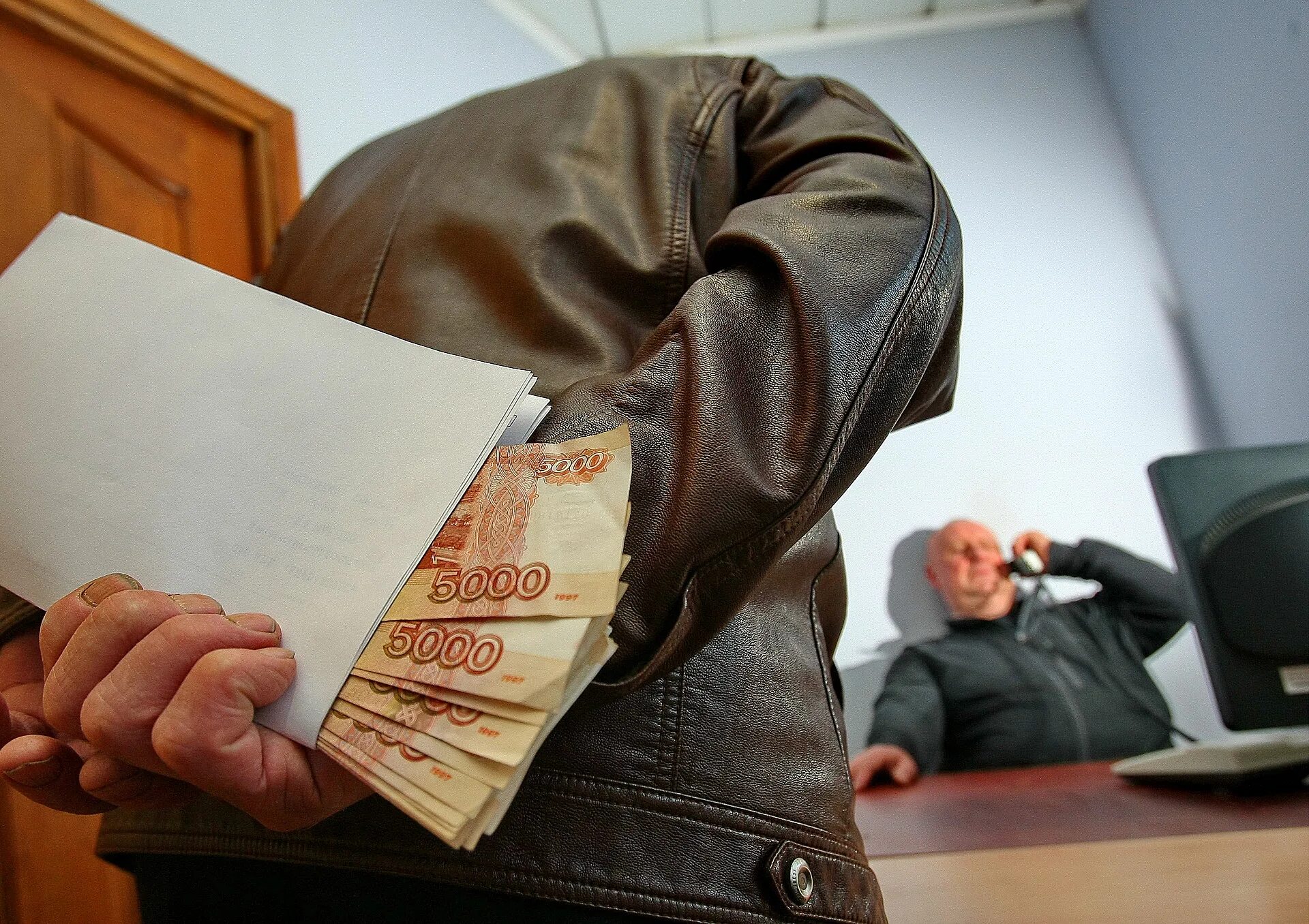 Передача денег в уголовном деле