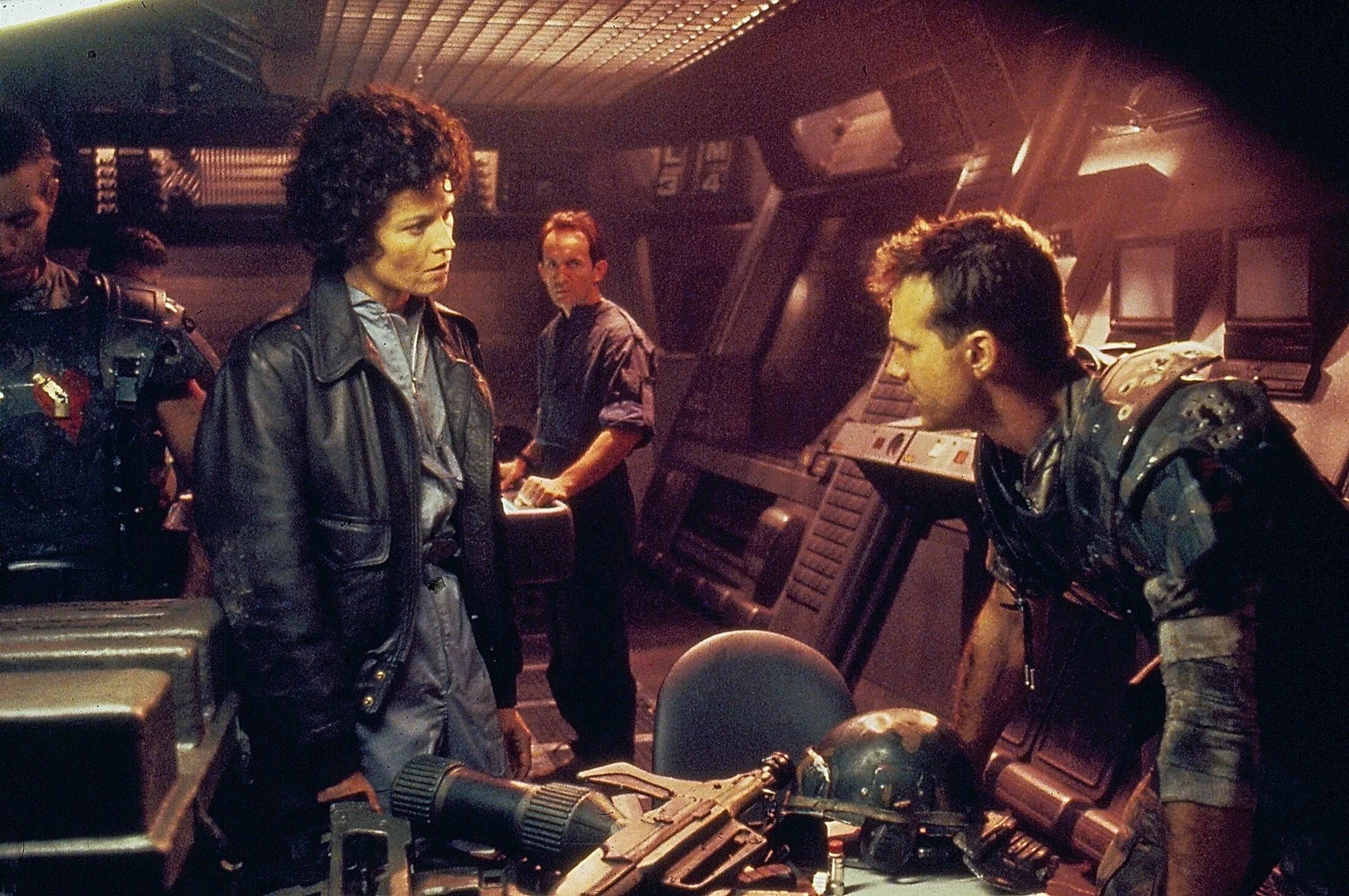 Alien movie. Сигурни Уивер чужие 1986. Сигурни Уивер чужой 2.