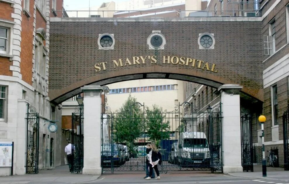 Госпиталь святой марии. Medical school of st. Госпиталь святой марии больницы великобритании. St mary's hospital london. St mary's hospital фф.