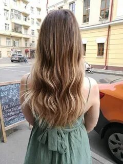 Выгоревшие волосы на солнце