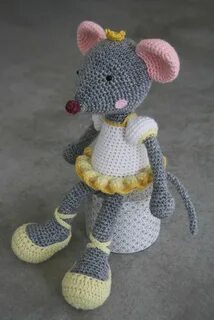 Мышь амигуруми