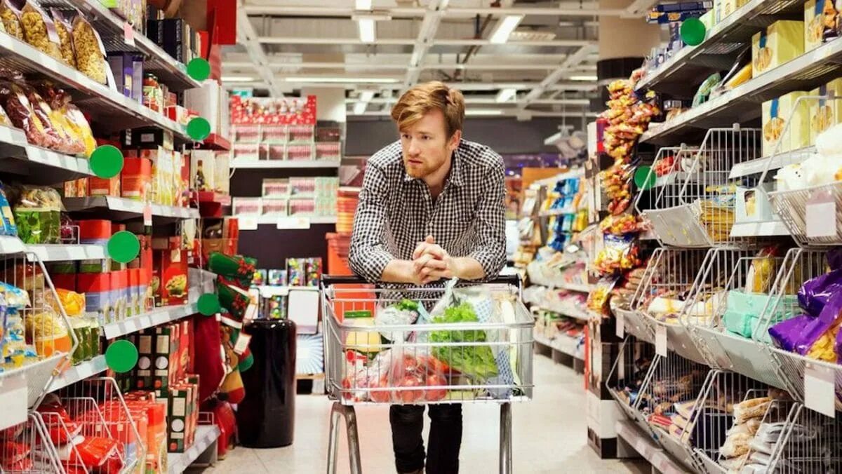 Продукция найди. Японские продукты в магазине. Продукция найди. Полуфабрикаты в упаковке. Продукты на полках.