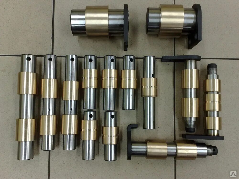 Пальцы втулки экскаватор. Втулки и пальцы для мини экскаваторов hitachi. Каматсу wb 97 r 2 втулка рукоять ковша. Пальцы и втулки коматсу wb. Пальцы втулки экскаватор.