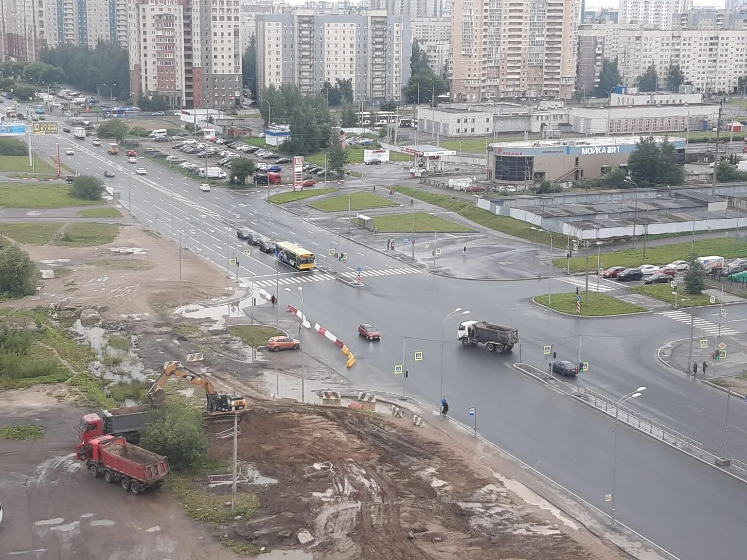 Шуваловский комендантский. Шуваловский проспект развязка Богатырский. Развязка Богатырский Шуваловский. Развязка перекресток Богатырский Шуваловский. Перекресток Шуваловский проспект и Комендантский проспект.