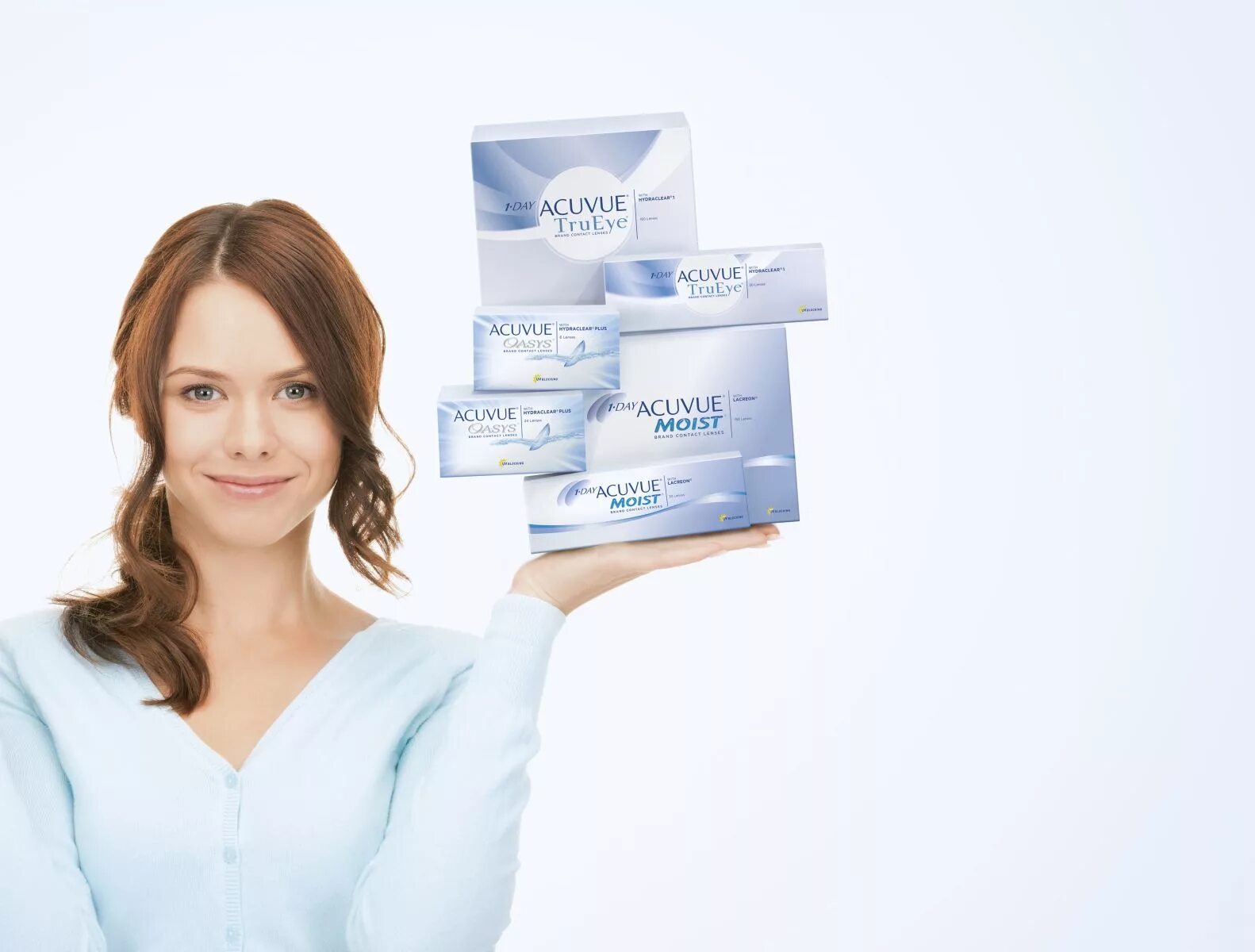 Acuvue true. Acuvue true Eye. Продукция компании Johnson Johnson. Линзы Acuvue TRUEEYE. Сотрудники фирмы Джонсон и Джонсон.