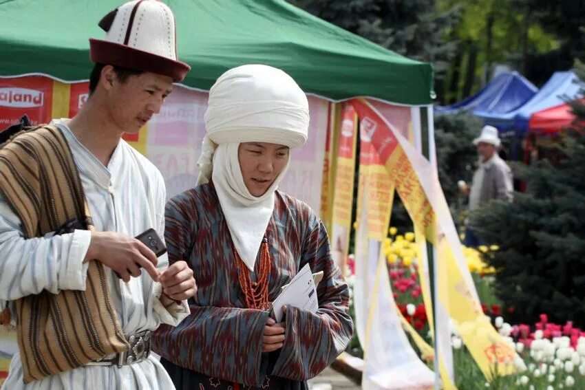 Православные киргизы. Гражданин Киргизии. Гражданство Кыргызстан. Этнические киргизы в Европе.