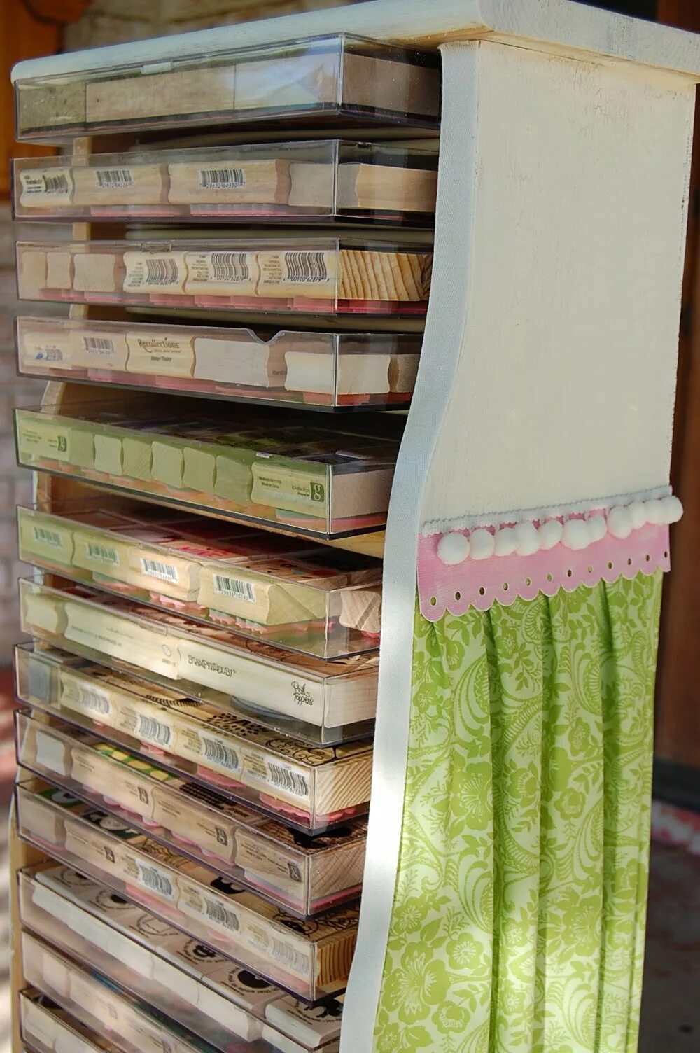 коробка для хранения пленок. хранение штампов. хранение штампов. как хранить штампы. органайзер настенный для хранения метизов sortex 1075-s №1.